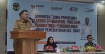 Buka Bimtek SOP, Sekda Luwu : Terapkan SOP untuk Peningkatan Kualitas Pelayanan Kepada Masyarakat